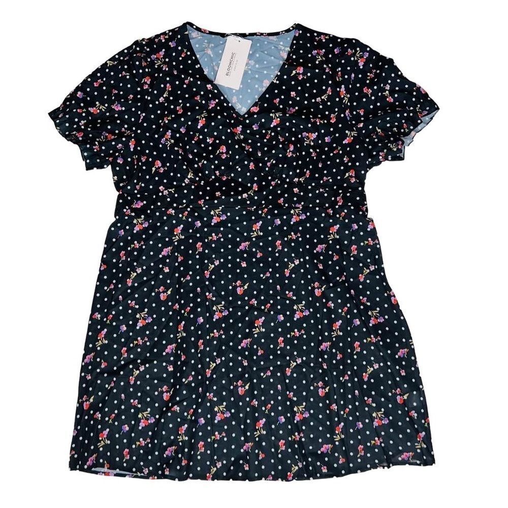 Bloomchic Floral Empire Waist Dress Black Size 22 NWT - Picture 2 of 12